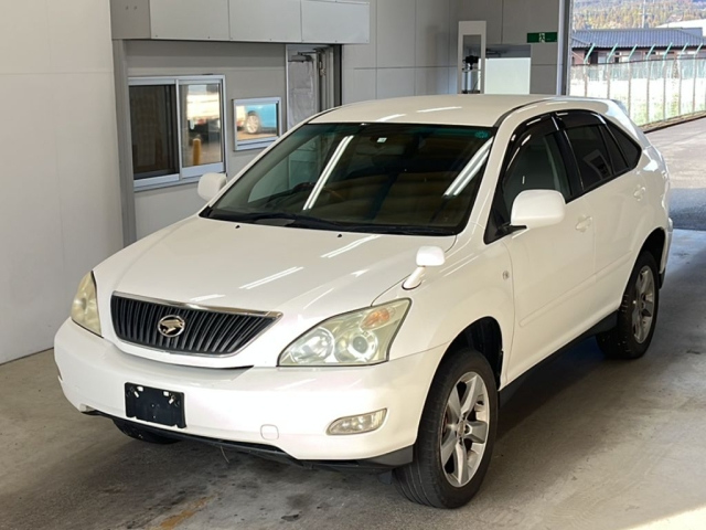 TOYOTA HARRIER — фото