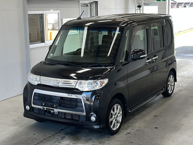 DAIHATSU TANTO — фото