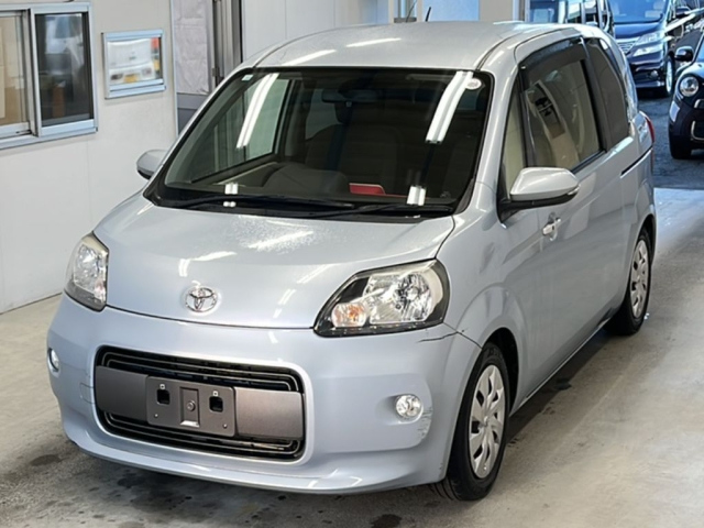 TOYOTA PORTE — фото