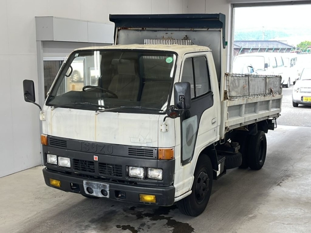 ISUZU ELF — фото