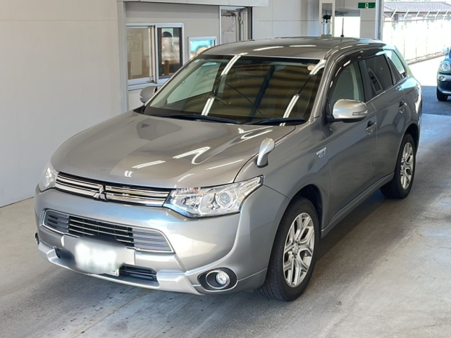 MITSUBISHI OUTLANDER PHEV