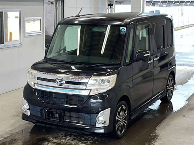 DAIHATSU TANTO — фото