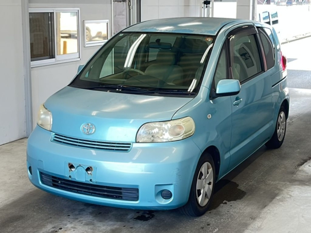TOYOTA PORTE — фото