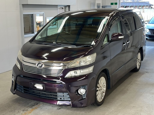 TOYOTA VELLFIRE — фото