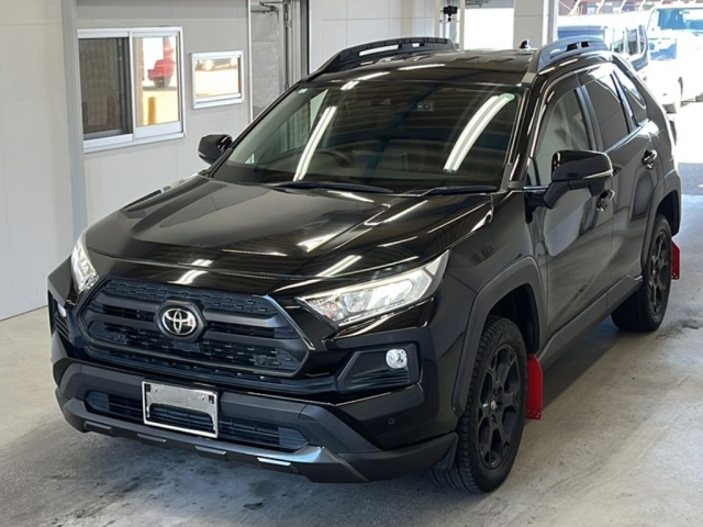 TOYOTA RAV4 — фото
