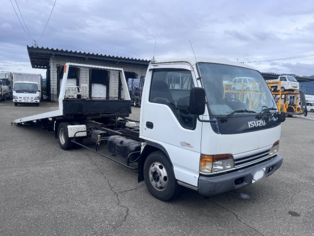 ISUZU ELF — фото
