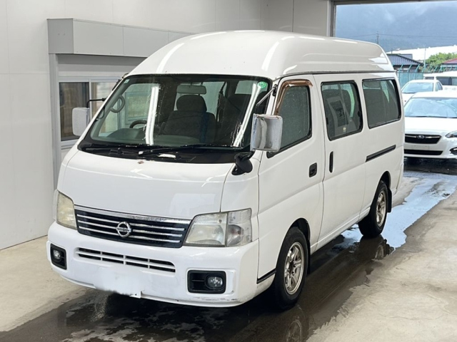 NISSAN CARAVAN — фото