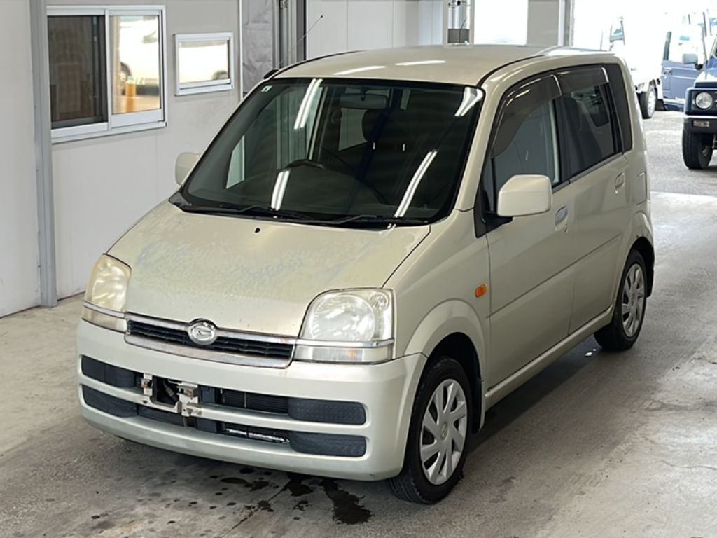 DAIHATSU MOVE — фото