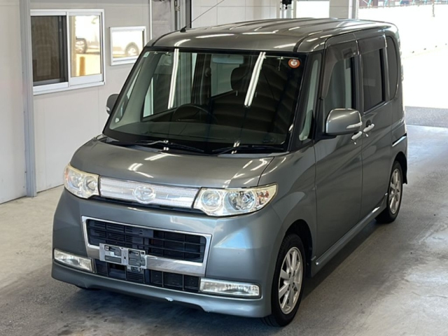DAIHATSU TANTO — фото