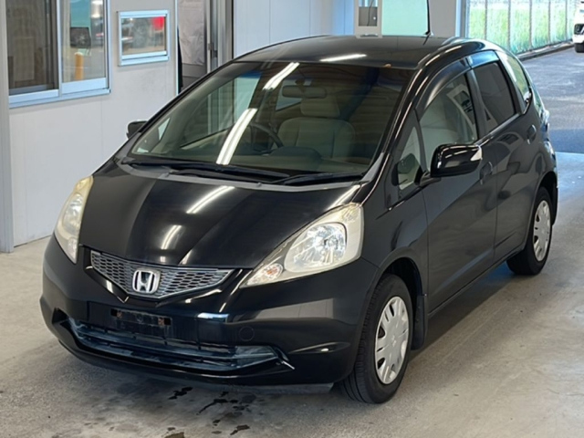 HONDA FIT — фото