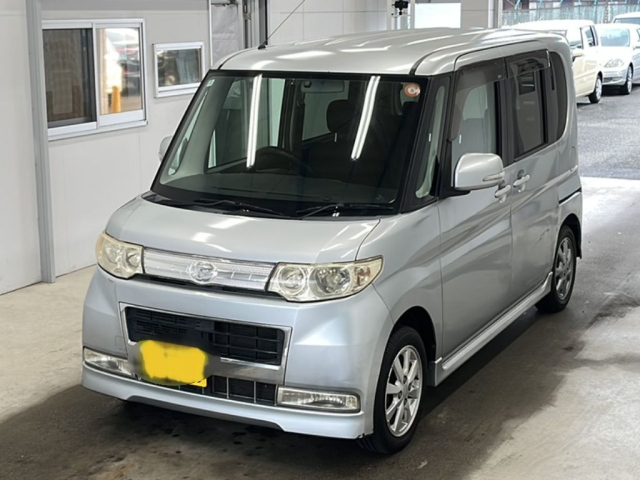 DAIHATSU TANTO — фото