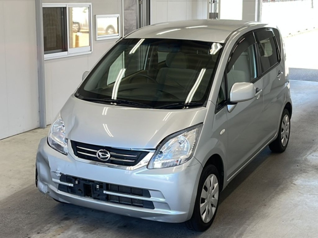 DAIHATSU MOVE — фото
