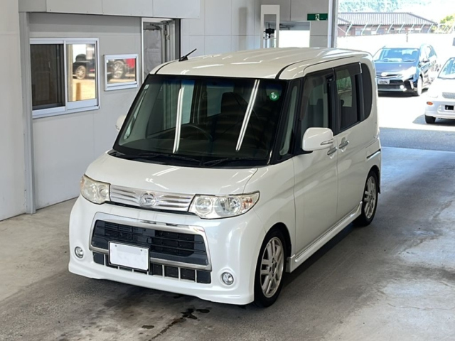 DAIHATSU TANTO — фото