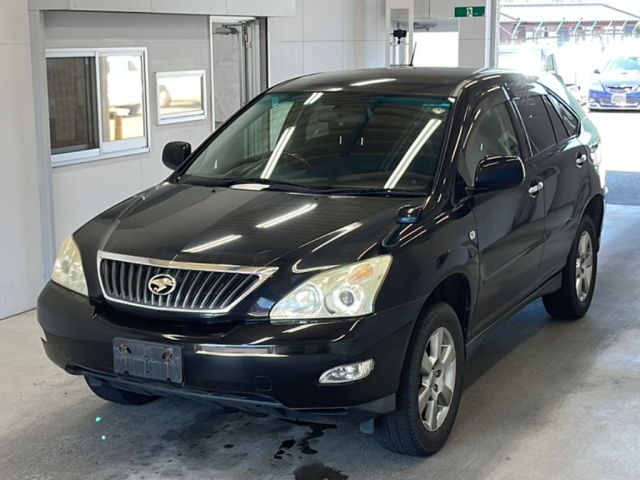 TOYOTA HARRIER — фото