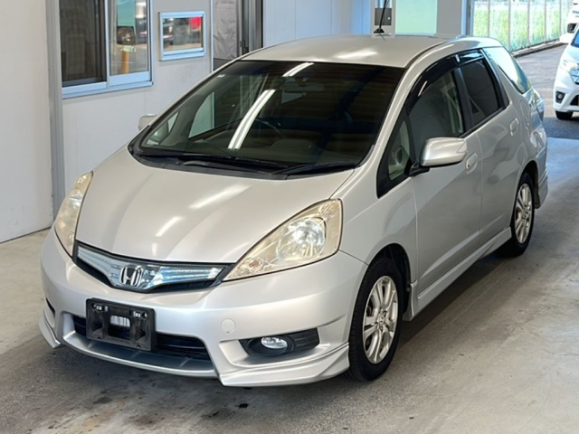 HONDA FIT — фото