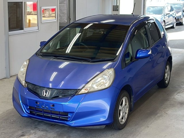HONDA FIT — фото