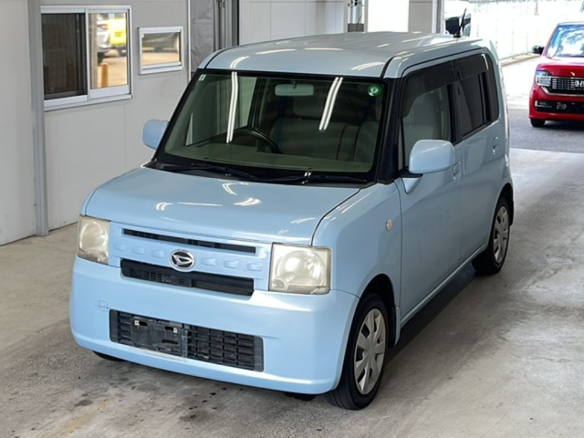 DAIHATSU MOVE — фото