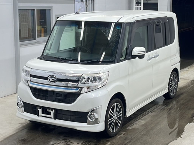 DAIHATSU TANTO — фото