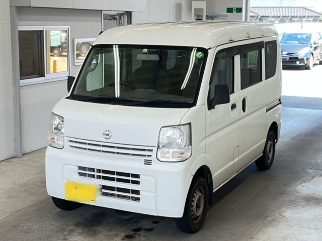 NISSAN CLIPPER — фото