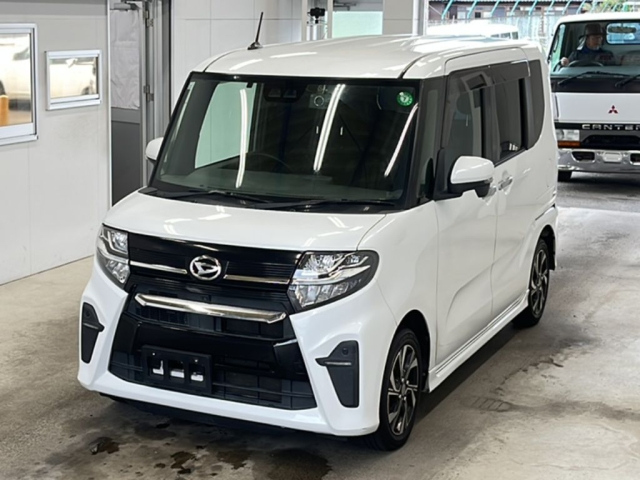DAIHATSU TANTO — фото