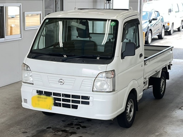 NISSAN CLIPPER — фото