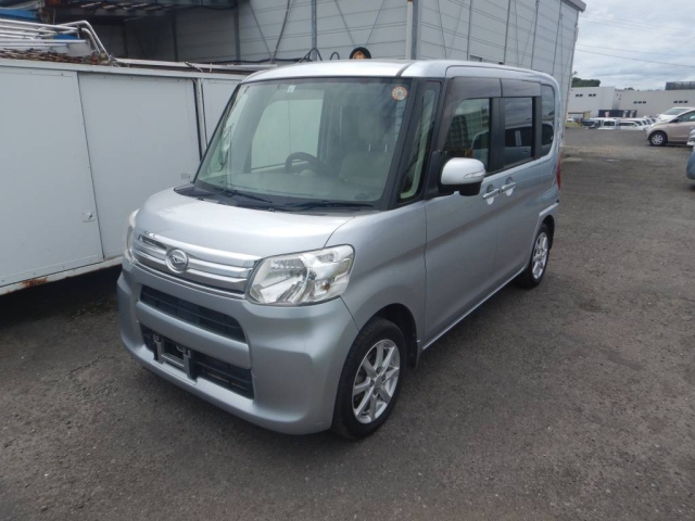 DAIHATSU TANTO — фото