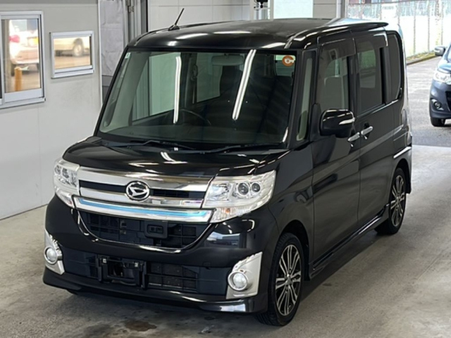 DAIHATSU TANTO — фото