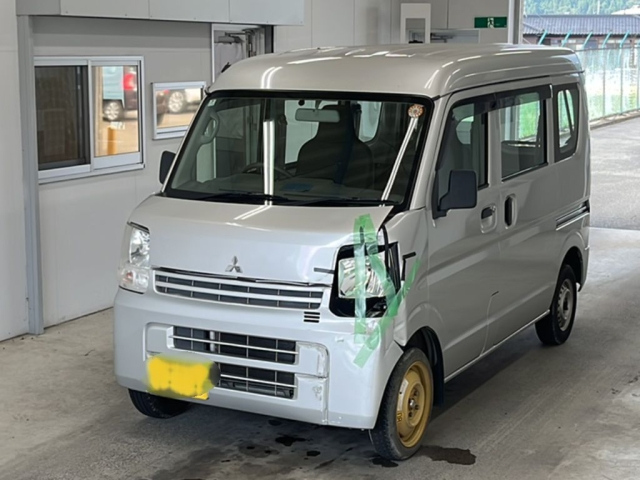 MITSUBISHI MINICAB — фото