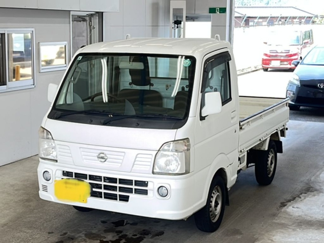 NISSAN CLIPPER — фото