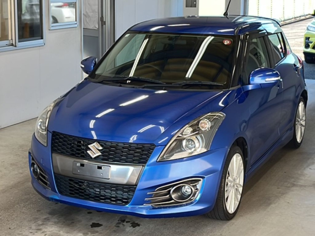 SUZUKI SWIFT — фото