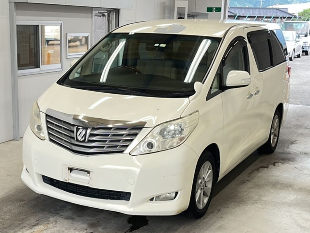 TOYOTA ALPHARD — фото