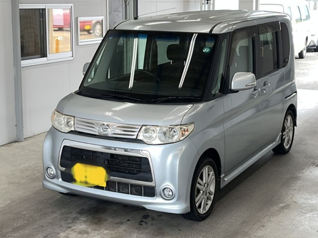 DAIHATSU TANTO — фото