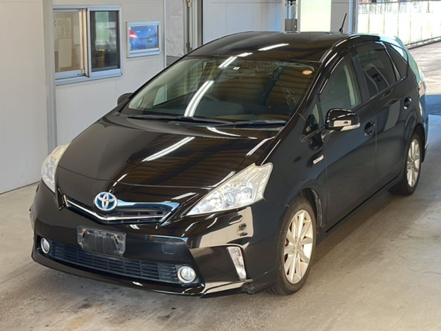 TOYOTA PRIUS — фото
