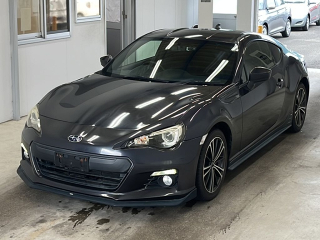 SUBARU BRZ — фото