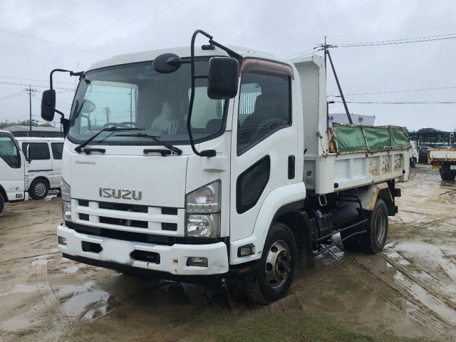 ISUZU FORWARD — фото