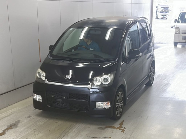 DAIHATSU MOVE — фото