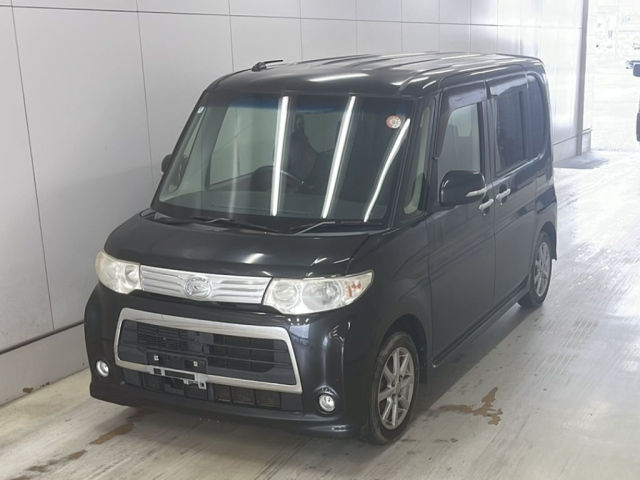 DAIHATSU TANTO — фото