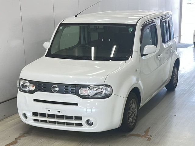NISSAN CUBE — фото