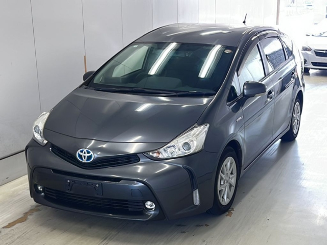 TOYOTA PRIUS — фото