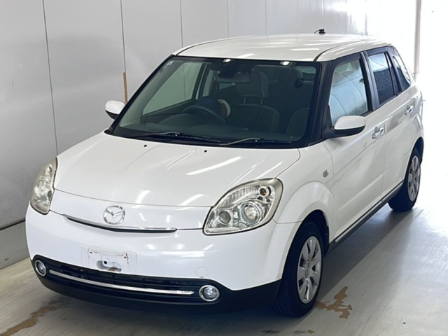 MAZDA VERISA