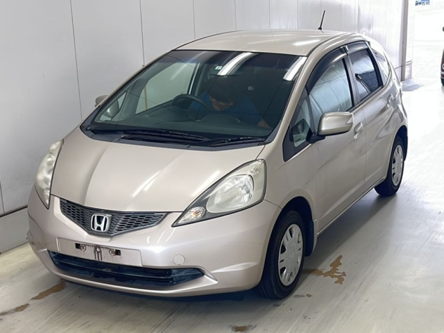 HONDA FIT — фото