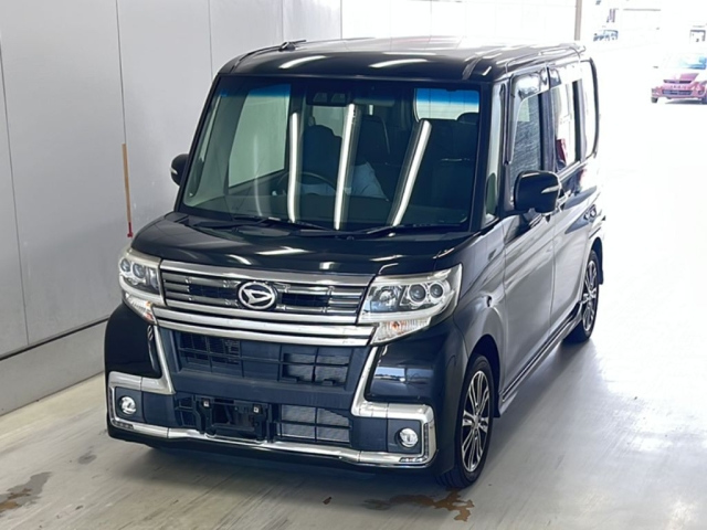DAIHATSU TANTO — фото