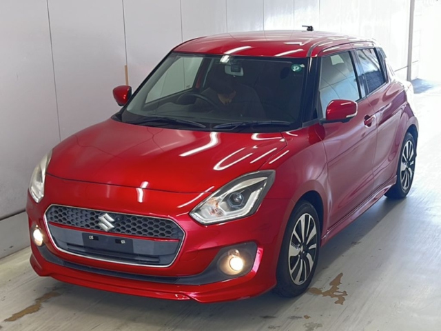 SUZUKI SWIFT — фото