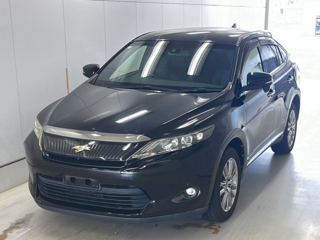 TOYOTA HARRIER — фото