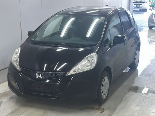 HONDA FIT — фото