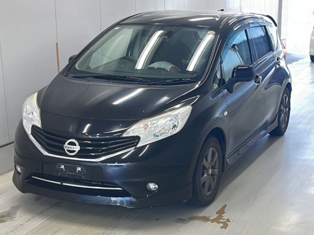 NISSAN NOTE — фото