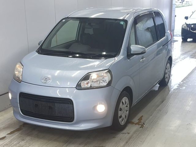 TOYOTA PORTE — фото
