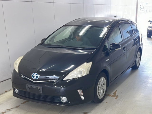 TOYOTA PRIUS — фото
