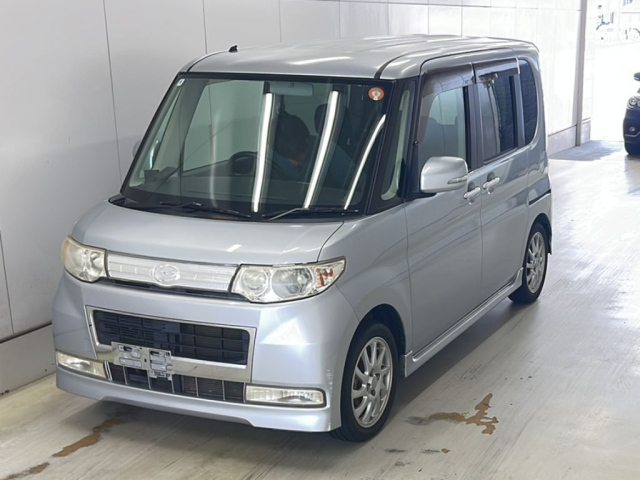 DAIHATSU TANTO — фото