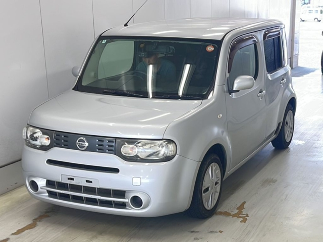 NISSAN CUBE — фото